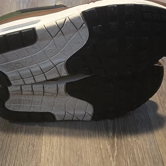 Nike Air Max 1 ESS PRM “Neutral Olive/Cargo Khaki” US Men Size 9.5 RETAIL $250 - Picture 8 of 10